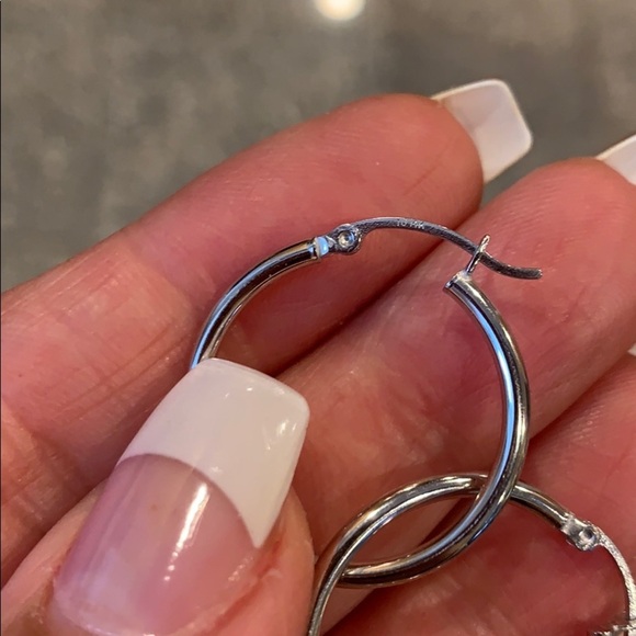 New 14K White Gold 1 inche Hoop Earrings 2mm - Picture 4 of 5